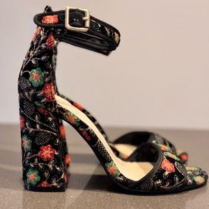 Fergie Black Embroidered Heels (size 8)